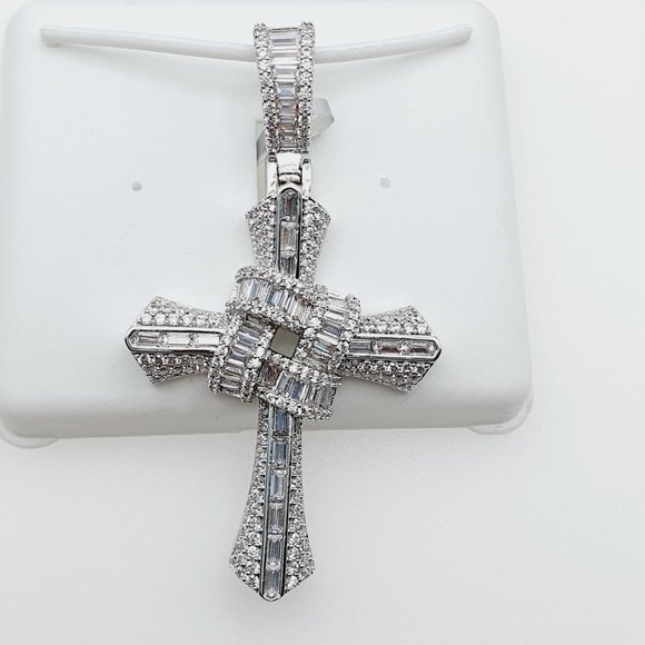 Jewelry - 925 Sterling Silver Plated CZ Pendant, EVBRS589